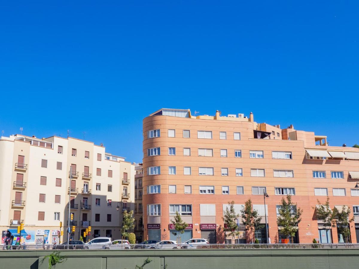 Cubo'S Apartamento Atocha With Optional Parking Malaga Exterior photo
