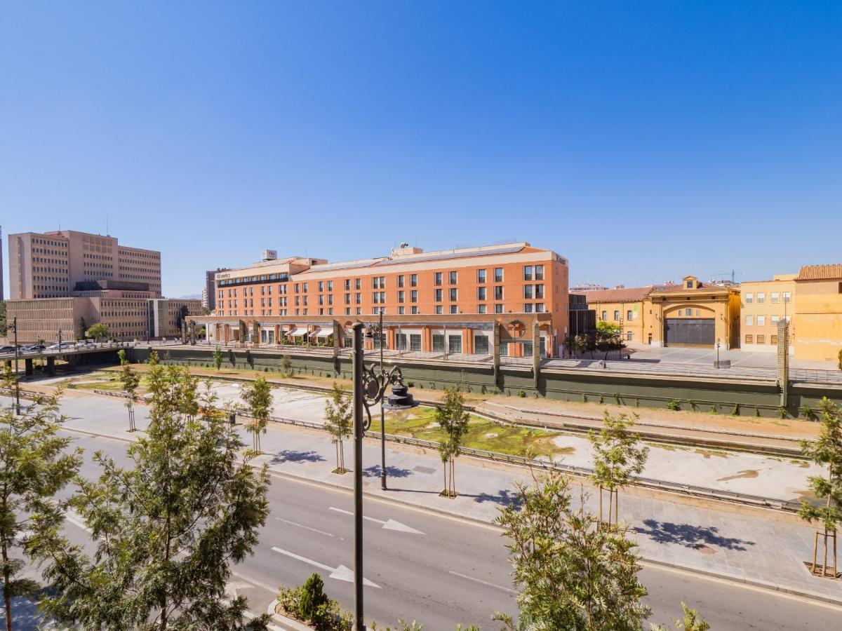 Cubo'S Apartamento Atocha With Optional Parking Malaga Exterior photo